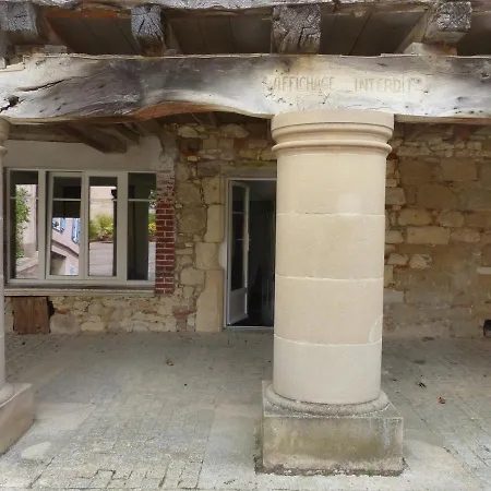 Plume Et Pinceau Bed & Breakfast *