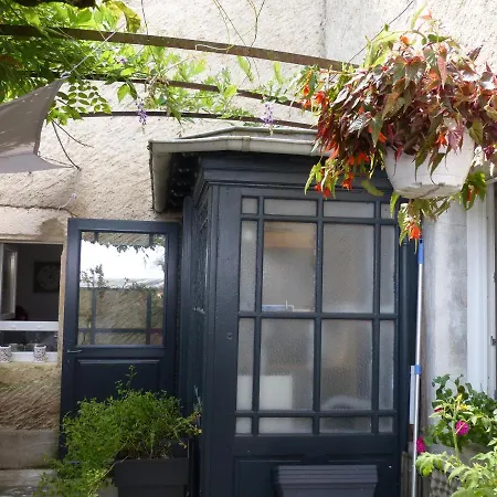 Plume Et Pinceau Montdragon