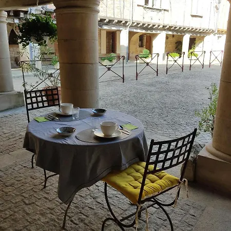 Plume Et Pinceau Montdragon