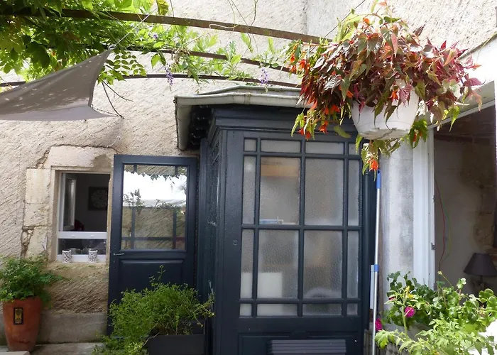 Plume Et Pinceau Montdragon